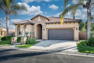 1563 E Via Mirasol Ln, Fresno, CA 93730 - Photo 3