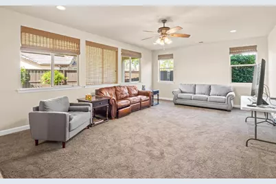 1178 Blackwood Avenue, Clovis, CA 93619 - Photo 25
