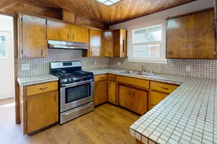 802 Olive St, Yuba City, CA 95991 - Photo 9