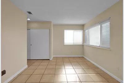 7817 Scottsdale Drive, Sacramento, CA 95828 - Photo 17