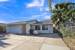 7817 Scottsdale Dr, Sacramento, CA 95828 - Photo 3