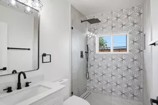 142 E Coolidge Ave, Modesto, CA 95350 - Photo 17