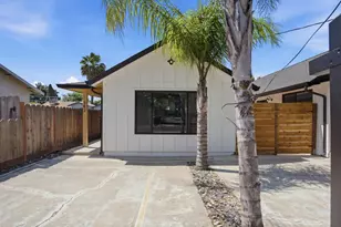 142 E Coolidge Ave, Modesto, CA 95350 - Photo 31