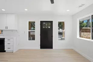 142 E Coolidge Ave, Modesto, CA 95350 - Photo 7