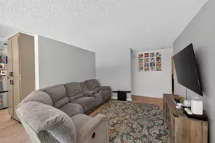 1335 Trail End Way, Sacramento, CA 95834 - Photo 15