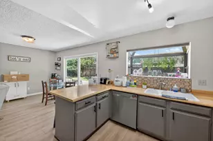 1335 Trail End Way, Sacramento, CA 95834 - Photo 13