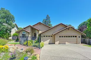 1915 Sapphire Way, El Dorado Hills, CA 95762 - Photo 3