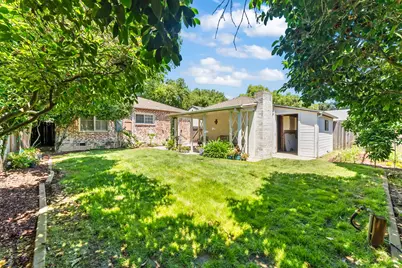 2717 17th Street, Sacramento, CA 95818 - Photo 25