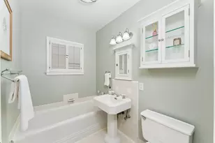 2717 17th St, Sacramento, CA 95818 - Photo 19