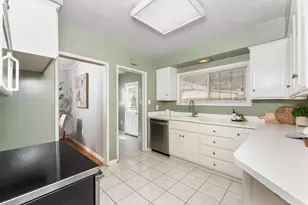 2717 17th St, Sacramento, CA 95818 - Photo 13