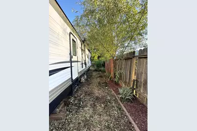 5121 Kenneth Avenue, Carmichael, CA 95608 - Photo 25