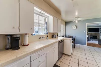 4936 Brookglen Way, Carmichael, CA 95608 - Photo 17