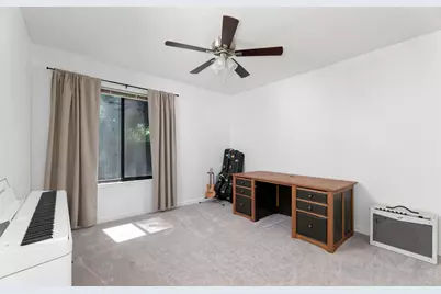 3204 Pennelope Court, Sacramento, CA 95826 - Photo 15