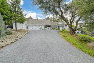 4860 Silk Tree Ln, Cool, CA 95614 - Photo 9
