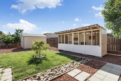 1077 Dimaggio Way, Galt, CA 95632 - Photo 43