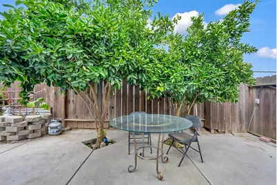 1210 Cherry Oak Lane, Manteca, CA 95336 - Photo 23