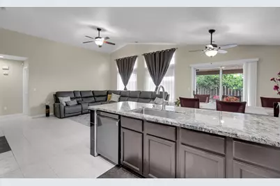 1210 Cherry Oak Lane, Manteca, CA 95336 - Photo 9