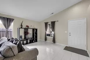 1210 Cherry Oak Ln, Manteca, CA 95336 - Photo 11