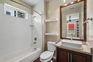 2028 20th St, Sacramento, CA 95818 - Photo 19