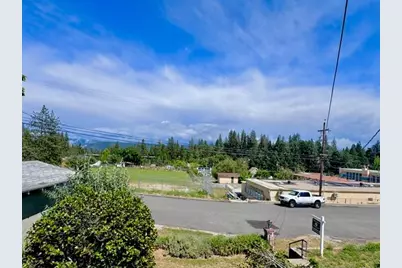 240 Pleasant Street, Colfax, CA 95713 - Photo 5
