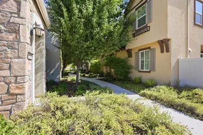 1057 Provence Village Drive, Roseville, CA 95747 - Photo 11