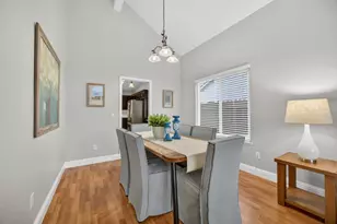 8853 Bridalsmith Dr, Sacramento, CA 95828 - Photo 7