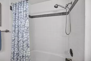 8853 Bridalsmith Dr, Sacramento, CA 95828 - Photo 27