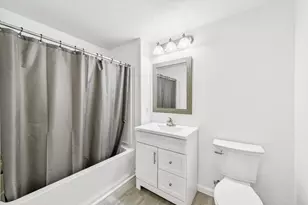 900 Moon Cir, Folsom, CA 95630 - Photo 13
