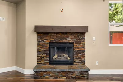 8727 Whitehouse Road, Elk Grove, CA 95758 - Photo 17