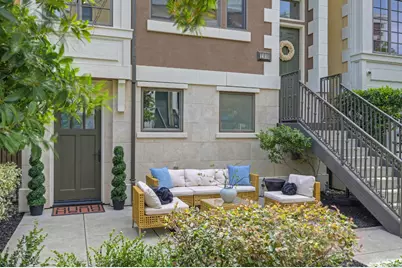 2010 Vizcaya Walk, Sacramento, CA 95818 - Photo 3