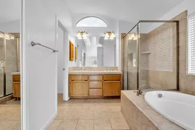 9186 Lagrange Court, Elk Grove, CA 95624 - Photo 31