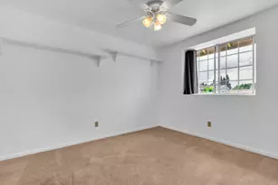 9186 Lagrange Ct, Elk Grove, CA 95624 - Photo 35