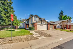 9186 Lagrange Ct, Elk Grove, CA 95624 - Photo 3