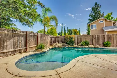 9186 Lagrange Court, Elk Grove, CA 95624 - Photo 43