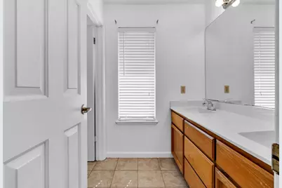 9186 Lagrange Court, Elk Grove, CA 95624 - Photo 33