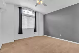 9186 Lagrange Ct, Elk Grove, CA 95624 - Photo 37