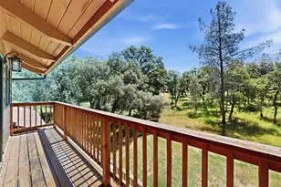 12876 Green Valley Cir, Groveland, CA 95321 - Photo 13