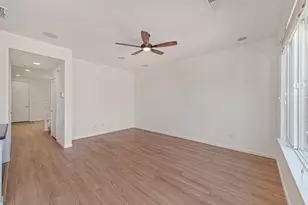 3225 Parkham Dr, Roseville, CA 95747 - Photo 13