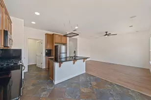 3225 Parkham Dr, Roseville, CA 95747 - Photo 15