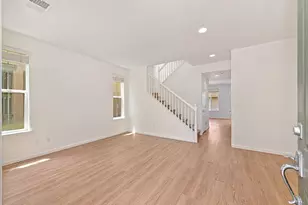 3225 Parkham Dr, Roseville, CA 95747 - Photo 5