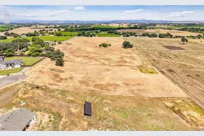 19012 E Sierra View Court, Clements, CA 95227 - Photo 15