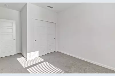 8679 Oldfield Way, Sacramento, CA 95829 - Photo 35