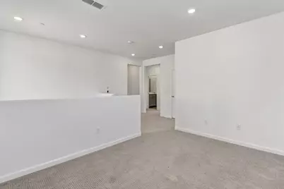 8679 Oldfield Way, Sacramento, CA 95829 - Photo 15