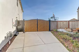 8679 Oldfield Wy, Sacramento, CA 95829 - Photo 49