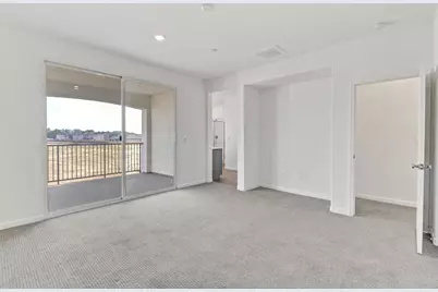 8679 Oldfield Way, Sacramento, CA 95829 - Photo 17