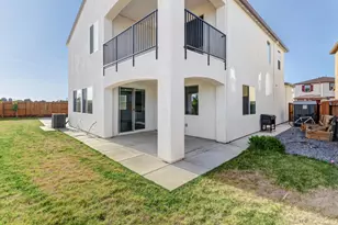 8679 Oldfield Wy, Sacramento, CA 95829 - Photo 43