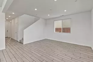 8679 Oldfield Wy, Sacramento, CA 95829 - Photo 11