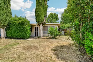 851 Greenwood Ave, West Sacramento, CA 95605 - Photo 1