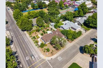 2101 Bircher Way, Carmichael, CA 95608 - Photo 33