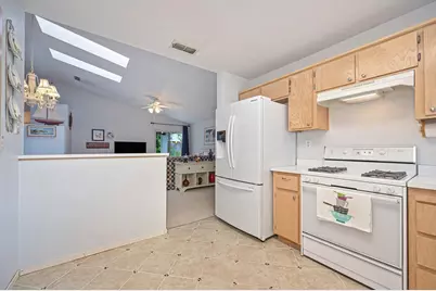 8640 Travary Way, Antelope, CA 95843 - Photo 13